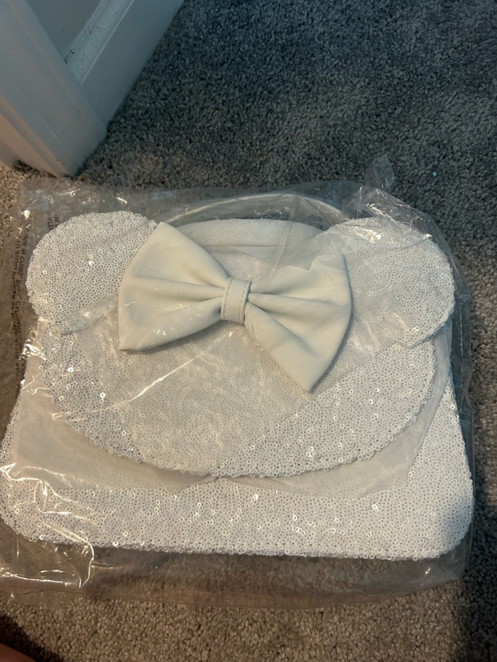 Loungefly White Sequin Minnie Ear Shoulder Bag with Bow